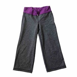 Lululemon Wide Leg Crop Pant Womens SZ 4 6? Gray Flared Athletic Capri Groove